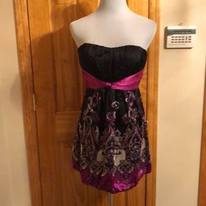 Bebe silk strapless dress. Size small